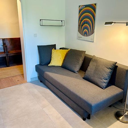 Feelslikehome - Urbane Altbauwohnung Mit Dachterasse& Parkplatz Bochum Eksteriør billede
